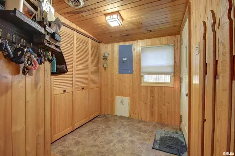3665 Grandview Pl, Thomson, IL 61285 photo 2