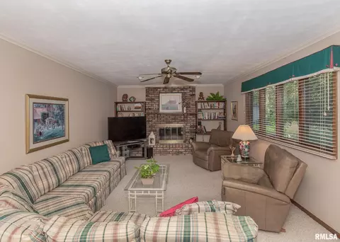 3812 16th Ave, Moline, IL 61265 photo 12