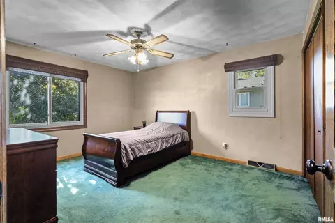1517 18th Ave, Silvis, IL 61282 photo 16