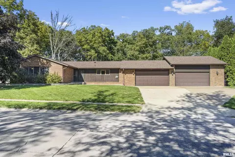 1517 18th Ave, Silvis, IL 61282 photo 4