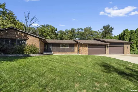 1517 18th Ave, Silvis, IL 61282 photo 2