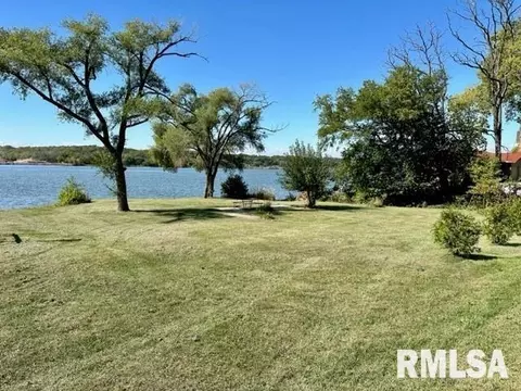 709 N Main St, Port Byron, IL 61275