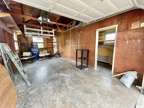 1011 40th St, Moline, IL 61265 photo 18