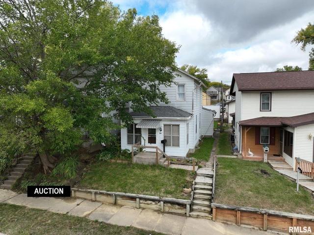 313 W 6th St, Muscatine, IA 52761