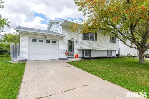1316 Blanchard St, Davenport, IA 52804