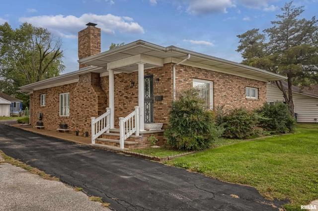 1306 E Main St, West Frankfort, IL 62896