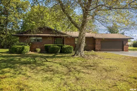 103 Boswell Rd, Marion, IL 62959