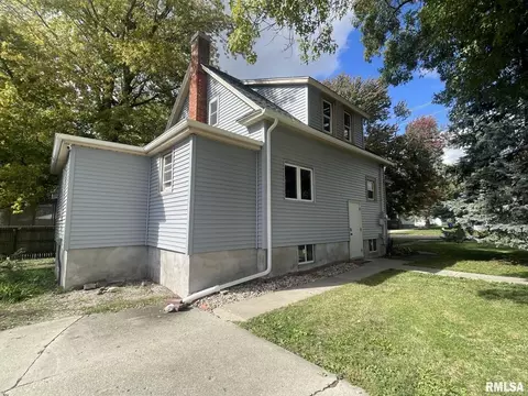 609 E 2nd St, Kewanee, IL 61443 photo 14