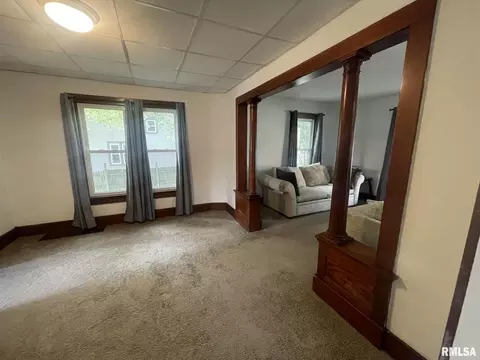 609 E 2nd St, Kewanee, IL 61443 photo 8