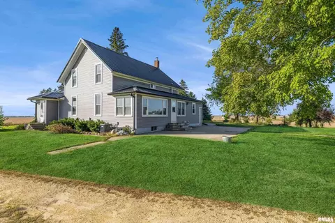 2727 190th Ave, Calamus, IA 52729