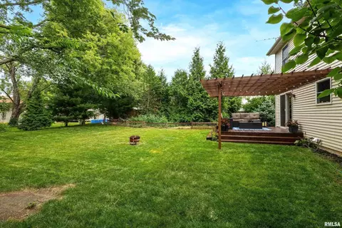 336 Pinehurst Dr, Eldridge, IA 52748 photo 35