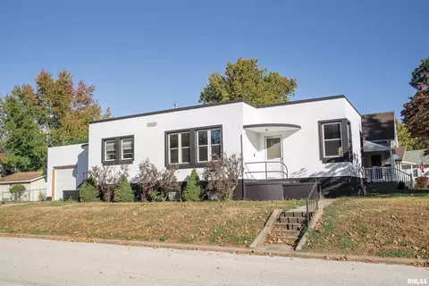 2235 Madison St, Quincy, IL 62301