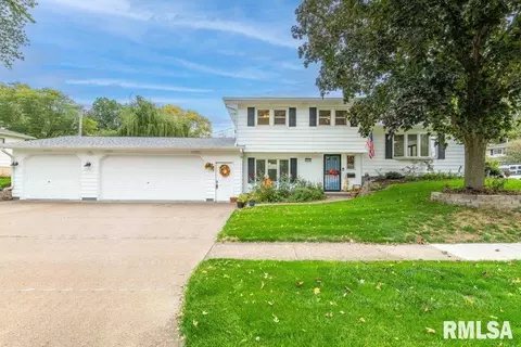 4219 36th Ave, Moline, IL 61265