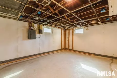 2716 12th Ave, Moline, IL 61265 photo 27