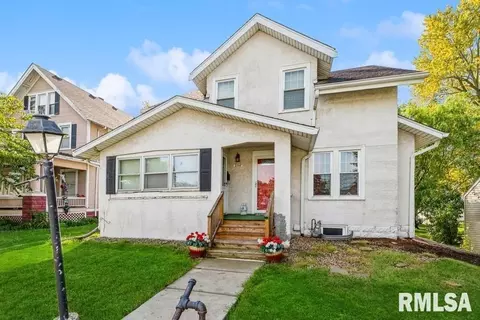 2716 12th Ave, Moline, IL 61265