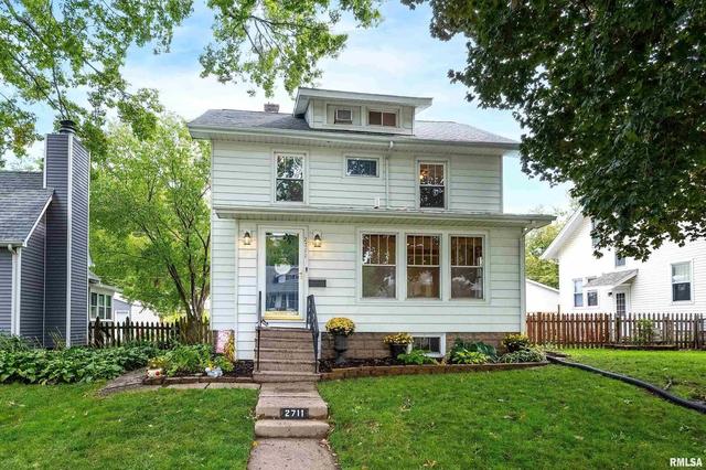 2711 Davenport Ave, Davenport, IA 52803