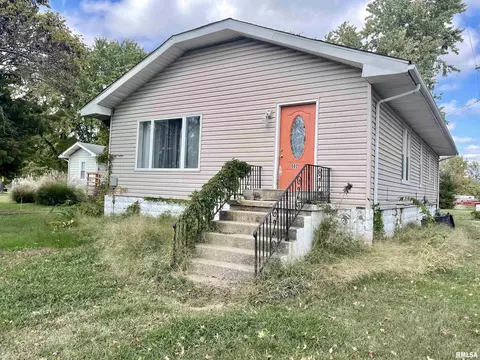 502 Parish St, Marion, IL 62959