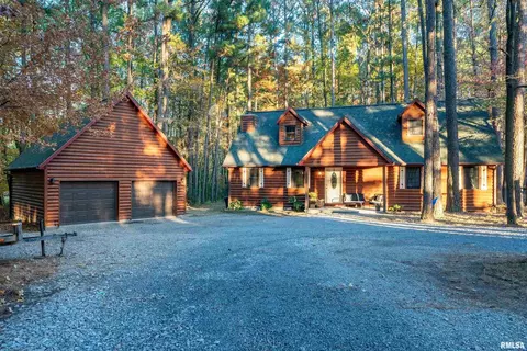 14826 Cambria Rd, Carterville, IL 62918
