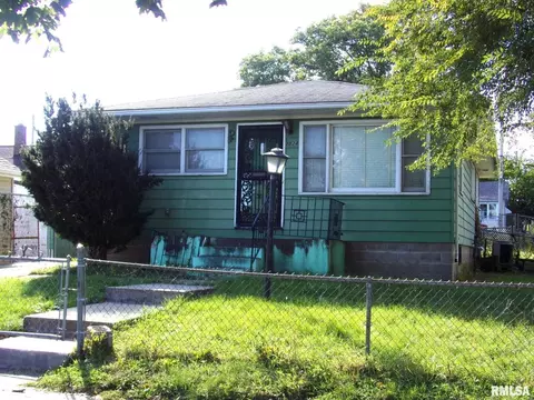 1024 13th Ave, Rock Island, IL 61201