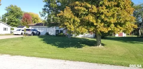 108 N Sunset Blvd, Reynolds, IL 61279