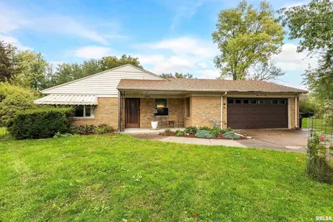 2101 22nd St, Rock Island, IL 61201