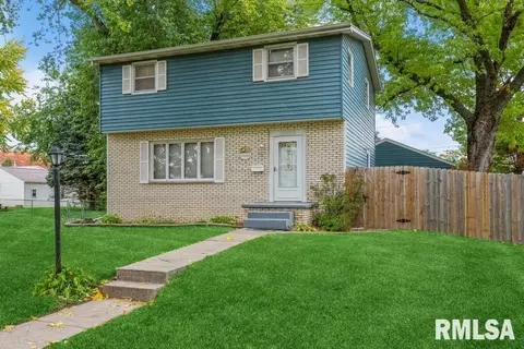 2035 35th St, Rock Island, IL 61201