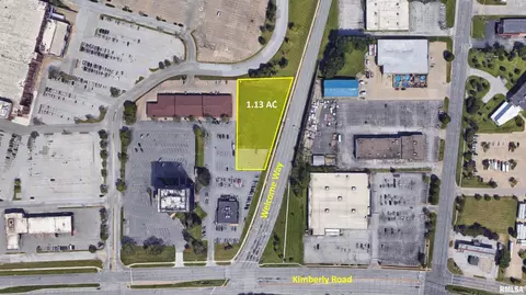 104 E Kimberly Rd, Davenport, IA 52806