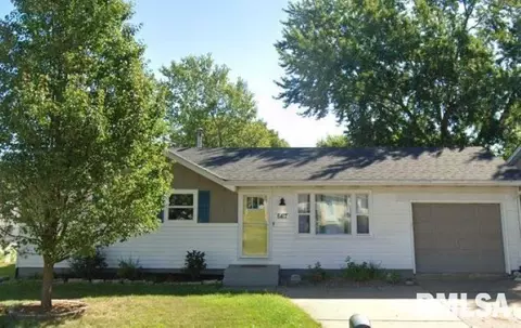6417 Cedar St, Davenport, IA 52806