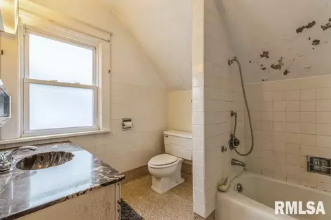 2904 12th Ave, Moline, IL 61265 photo 20