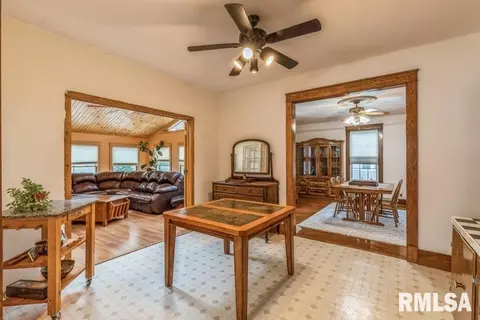 2904 12th Ave, Moline, IL 61265 photo 6