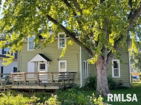 807 14th Ave, Fulton, IL 61252 photo 2