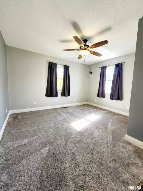 626 S State Rd, Mendon, IL 62351 photo 11