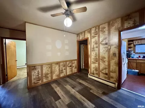 1902 34th St, Moline, IL 61265 photo 16