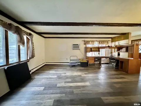 1902 34th St, Moline, IL 61265 photo 23
