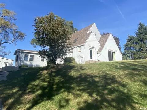 107 Cleveland Rd, Colona, IL 61241