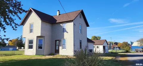 219 E 6th St, Wilton, IA 52778
