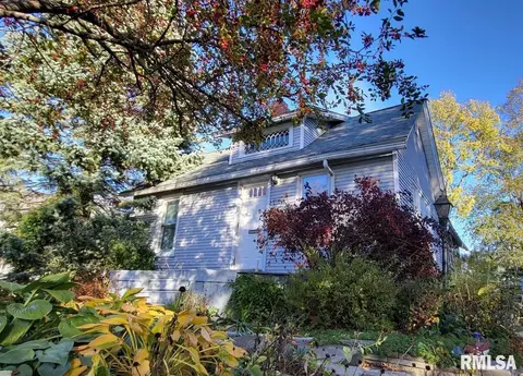511 Fairview Ave, Muscatine, IA 52761
