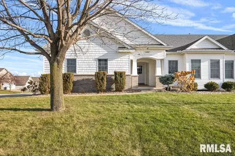 5397 Kilt Ct, Bettendorf, IA 52722
