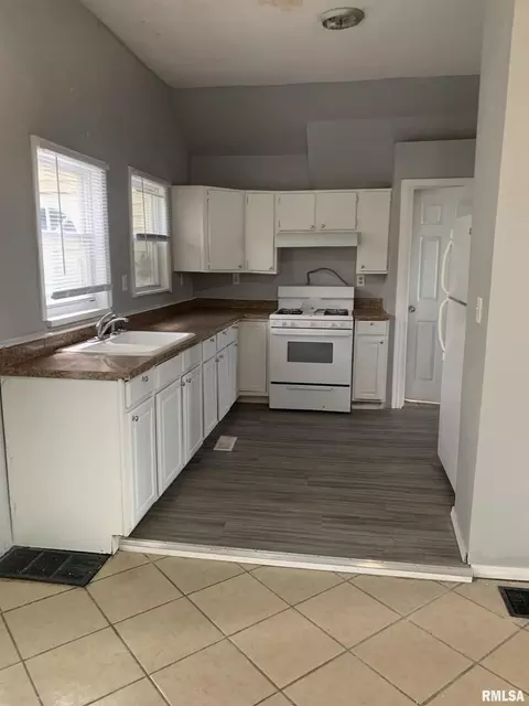 1540 8th Ave, Moline, IL 61265 photo 5