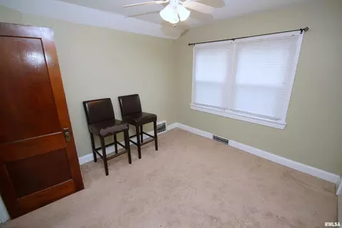 2113 12th St, Moline, IL 61265 photo 15