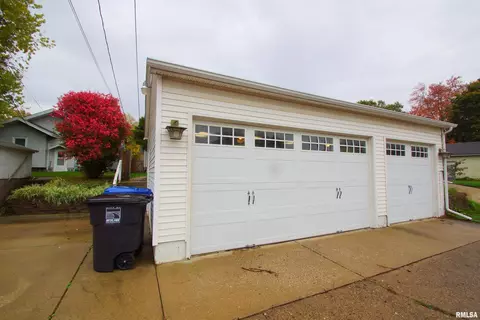 2113 12th St, Moline, IL 61265 photo 19