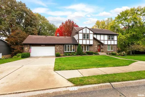 3454 52nd St, Moline, IL 61265 photo 3