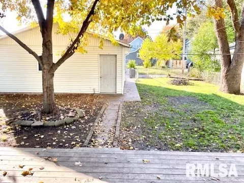 1815 4th St, Moline, IL 61265 photo 4