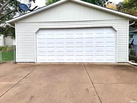 1815 4th St, Moline, IL 61265 photo 28