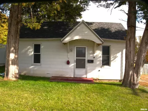 400 1st Ave, Sherrard, IL 61281