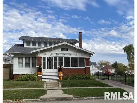 375 W Chestnut St, Canton, IL 61520