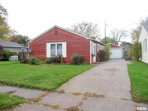 3807 11th Ave, Moline, IL 61265