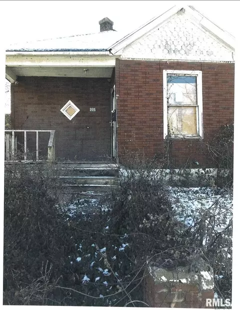 205 E 13th St, Alton, IL 62002 photo 2