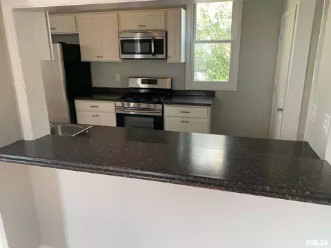1177 26th St #A, Moline, IL 61265 photo 17