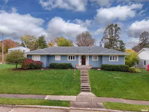 2312 Lorton Pl, Davenport, IA 52803